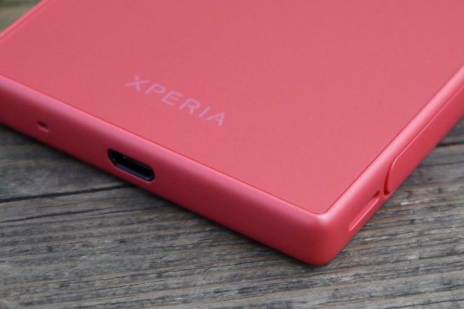 Ingin bahagiakan wanita, rumornya Sony luncurkan Xperia Z5 warna pink